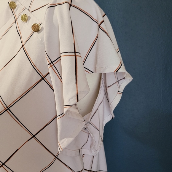 Liz Claiborne Blouse Women's Size PM White Check Short Sleeve Pullover Stretch - Picture 3 of 10
